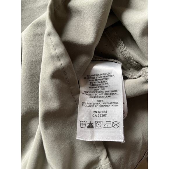 Mountain Hardwear Button Down Hiking Long Sleeve Shirt Women's Size 6 - Picture 7 of 7